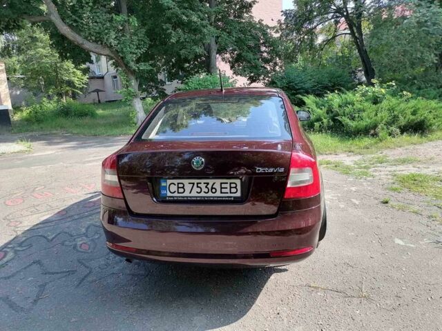 Червоний Шкода Октавія, об'ємом двигуна 1.2 л та пробігом 350 тис. км за 5000 $, фото 13 на Automoto.ua