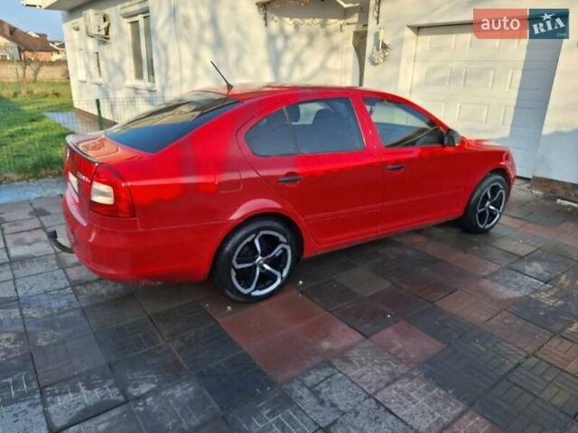 Червоний Шкода Октавія, об'ємом двигуна 1.2 л та пробігом 245 тис. км за 6000 $, фото 2 на Automoto.ua