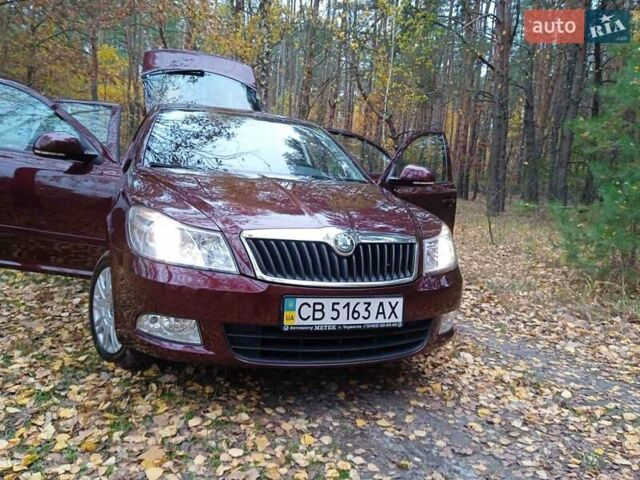 Красный Шкода Октавия, объемом двигателя 1.6 л и пробегом 156 тыс. км за 9500 $, фото 15 на Automoto.ua