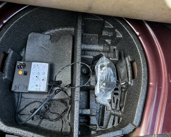 Червоний Шкода Октавія, об'ємом двигуна 1.6 л та пробігом 229 тис. км за 8200 $, фото 16 на Automoto.ua