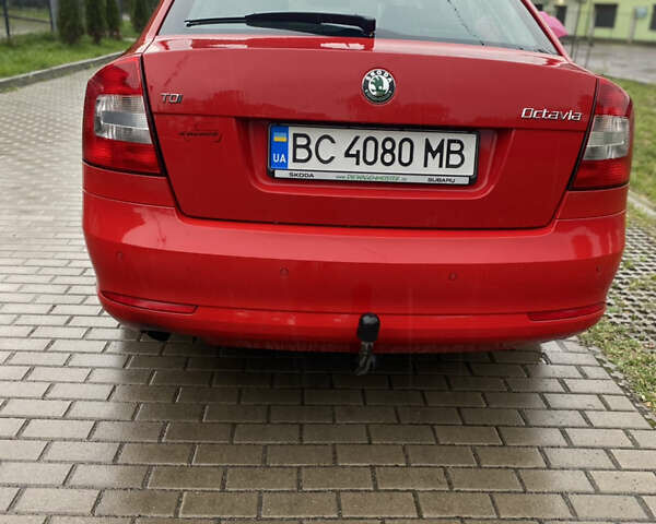 Червоний Шкода Октавія, об'ємом двигуна 1.6 л та пробігом 302 тис. км за 7000 $, фото 5 на Automoto.ua