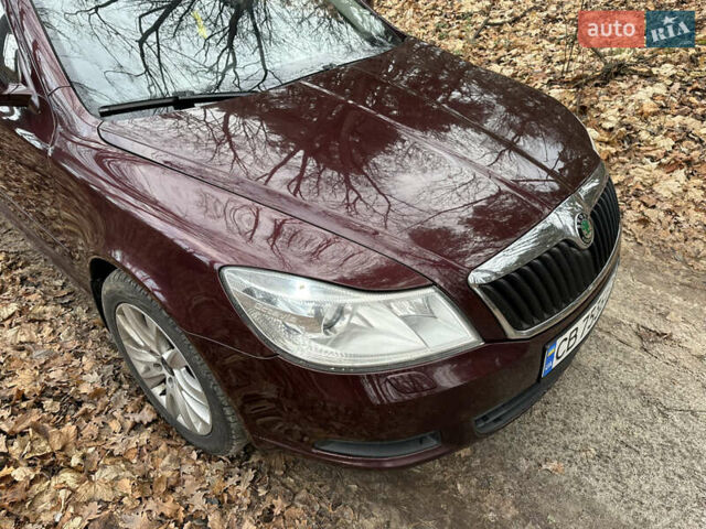 Красный Шкода Октавия, объемом двигателя 1.2 л и пробегом 360 тыс. км за 5499 $, фото 9 на Automoto.ua