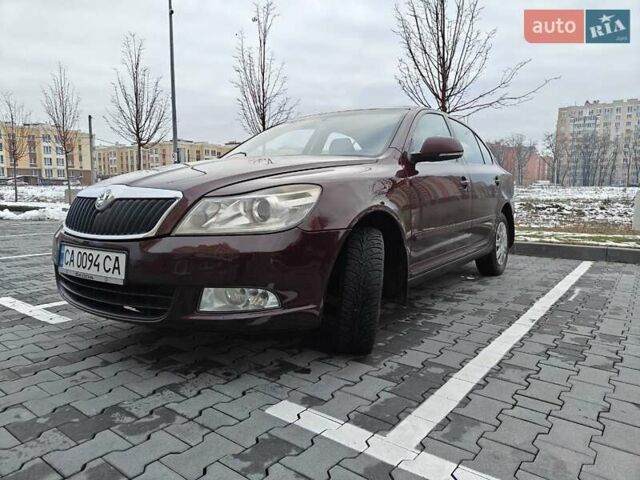 Красный Шкода Октавия, объемом двигателя 1.8 л и пробегом 170 тыс. км за 8000 $, фото 2 на Automoto.ua