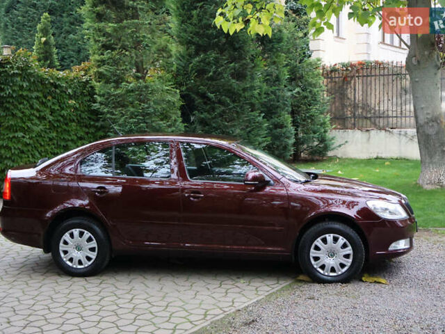 Красный Шкода Октавия, объемом двигателя 1.8 л и пробегом 40 тыс. км за 9600 $, фото 7 на Automoto.ua