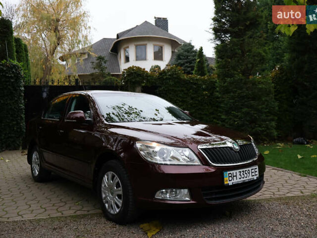 Красный Шкода Октавия, объемом двигателя 1.8 л и пробегом 40 тыс. км за 9600 $, фото 6 на Automoto.ua