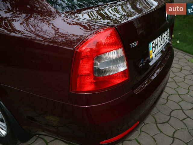 Красный Шкода Октавия, объемом двигателя 1.8 л и пробегом 40 тыс. км за 9600 $, фото 47 на Automoto.ua
