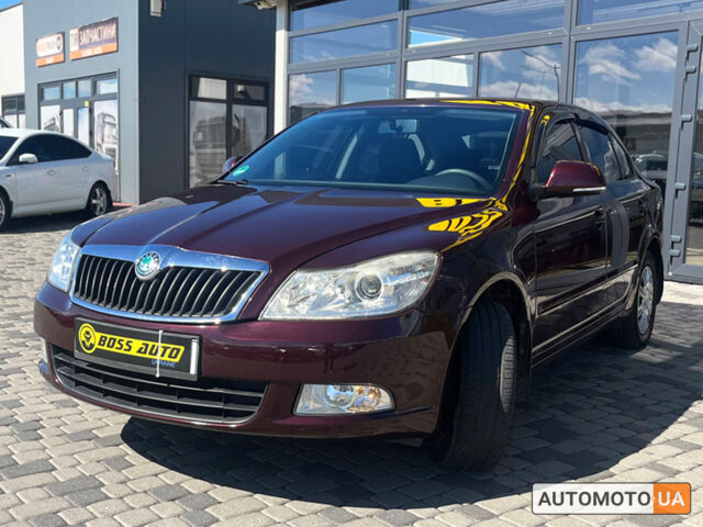 Червоний Шкода Октавія, об'ємом двигуна 1.6 л та пробігом 133 тис. км за 8600 $, фото 2 на Automoto.ua