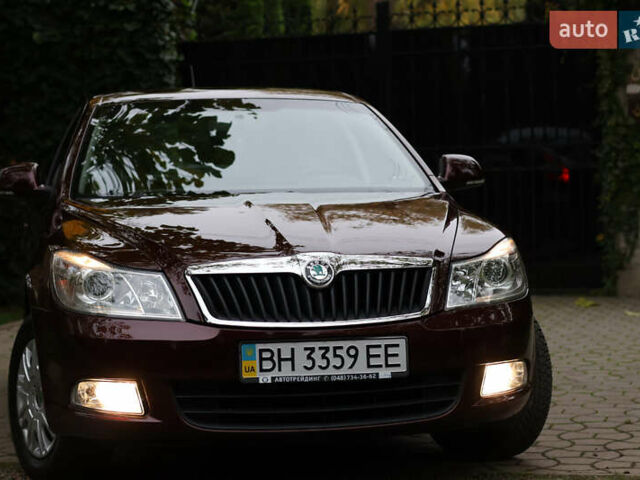 Красный Шкода Октавия, объемом двигателя 1.8 л и пробегом 40 тыс. км за 9600 $, фото 1 на Automoto.ua