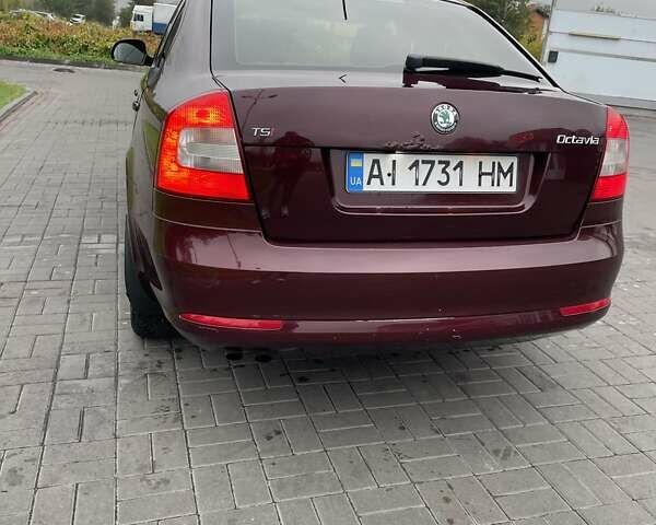 Красный Шкода Октавия, объемом двигателя 1.8 л и пробегом 167 тыс. км за 8200 $, фото 7 на Automoto.ua