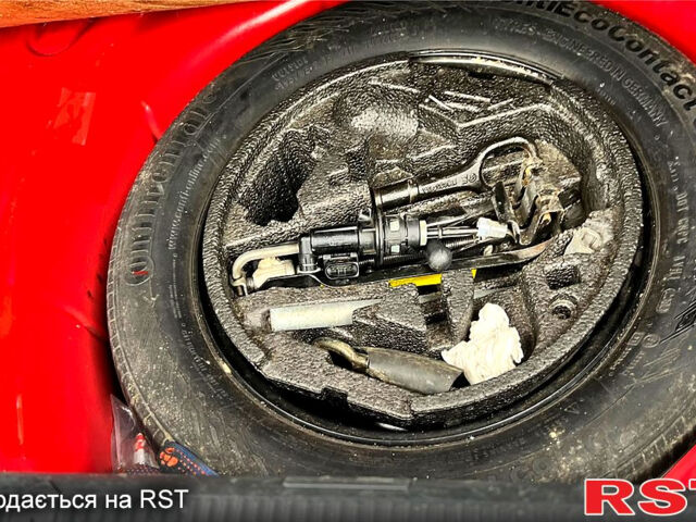 Шкода Октавия 2012 в Виннице на Automoto.ua Красный Шкода Октавия, объемом двигателя 1.6 л и пробегом 251 тыс. км за 7000 $, фото 12 на Automoto.ua