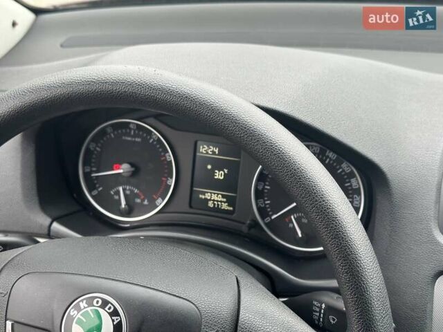 Красный Шкода Октавия, объемом двигателя 1.8 л и пробегом 168 тыс. км за 7490 $, фото 18 на Automoto.ua
