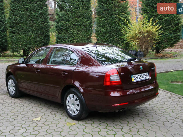 Красный Шкода Октавия, объемом двигателя 1.8 л и пробегом 40 тыс. км за 9600 $, фото 11 на Automoto.ua