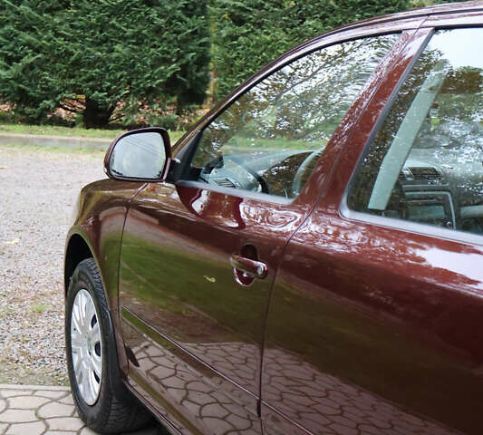 Красный Шкода Октавия, объемом двигателя 1.8 л и пробегом 40 тыс. км за 9600 $, фото 49 на Automoto.ua