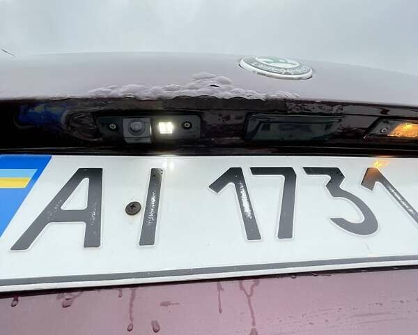 Красный Шкода Октавия, объемом двигателя 1.8 л и пробегом 167 тыс. км за 8200 $, фото 6 на Automoto.ua