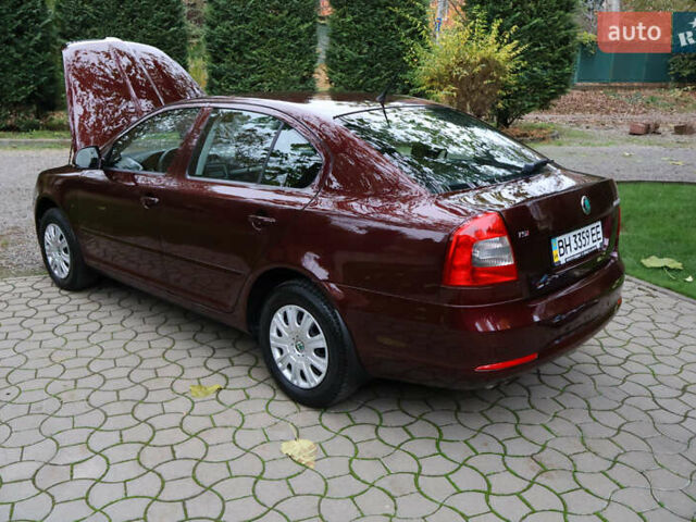 Красный Шкода Октавия, объемом двигателя 1.8 л и пробегом 40 тыс. км за 9600 $, фото 14 на Automoto.ua