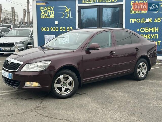 Красный Шкода Октавия, объемом двигателя 1.8 л и пробегом 168 тыс. км за 7490 $, фото 8 на Automoto.ua