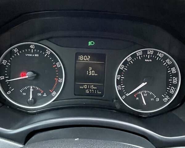 Красный Шкода Октавия, объемом двигателя 1.8 л и пробегом 167 тыс. км за 8200 $, фото 8 на Automoto.ua