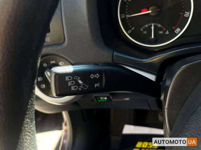 Червоний Шкода Октавія, об'ємом двигуна 1.6 л та пробігом 133 тис. км за 8600 $, фото 13 на Automoto.ua