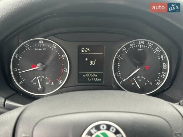 Красный Шкода Октавия, объемом двигателя 1.8 л и пробегом 168 тыс. км за 7490 $, фото 19 на Automoto.ua