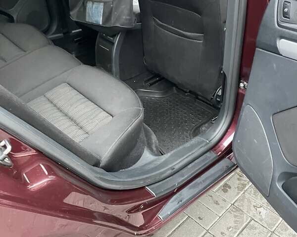 Красный Шкода Октавия, объемом двигателя 1.8 л и пробегом 167 тыс. км за 8200 $, фото 24 на Automoto.ua