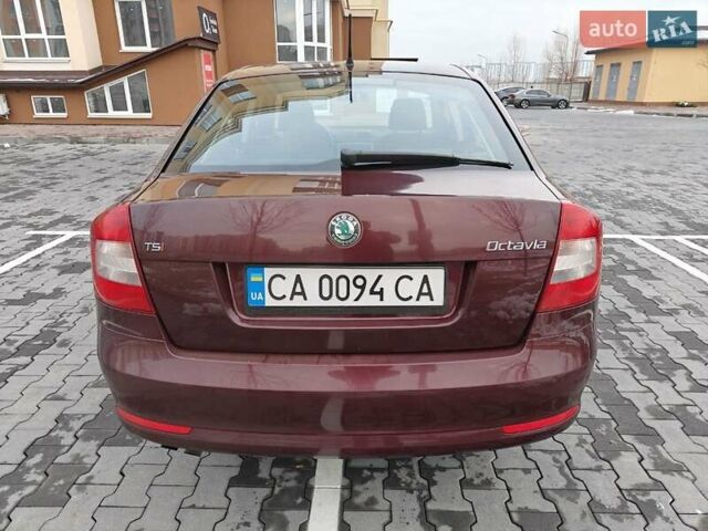 Красный Шкода Октавия, объемом двигателя 1.8 л и пробегом 170 тыс. км за 8000 $, фото 14 на Automoto.ua