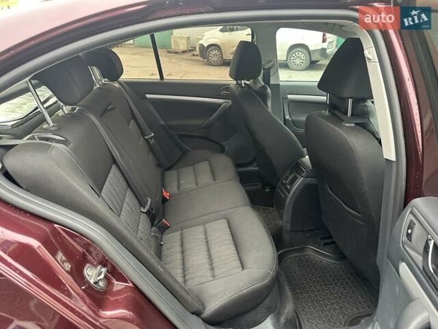 Красный Шкода Октавия, объемом двигателя 1.8 л и пробегом 168 тыс. км за 7490 $, фото 25 на Automoto.ua