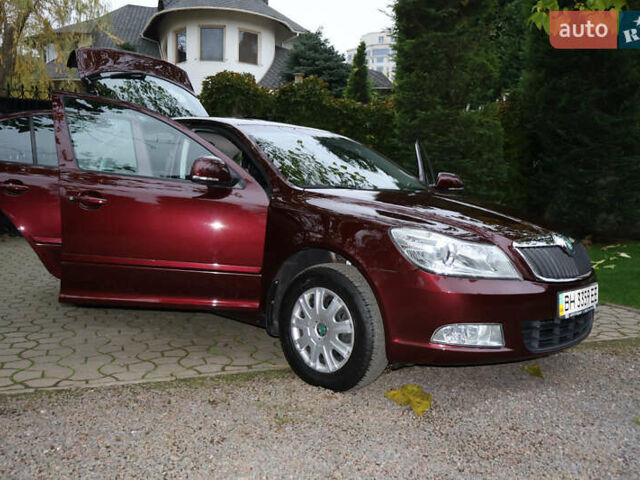 Красный Шкода Октавия, объемом двигателя 1.8 л и пробегом 40 тыс. км за 9600 $, фото 29 на Automoto.ua