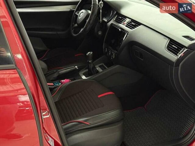 Красный Шкода Октавия, объемом двигателя 1.4 л и пробегом 159 тыс. км за 10440 $, фото 16 на Automoto.ua