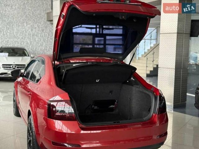 Красный Шкода Октавия, объемом двигателя 1.4 л и пробегом 159 тыс. км за 10440 $, фото 14 на Automoto.ua