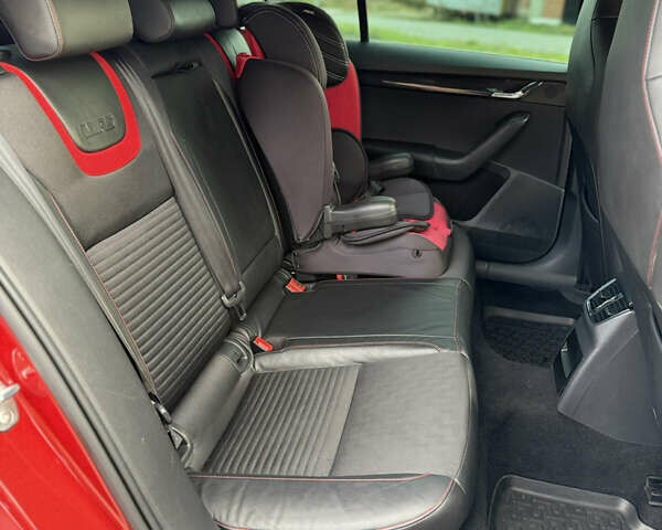 Шкода Октавія 2014 у Іршава на Automoto.ua Червоний Шкода Октавія, об'ємом двигуна 2 л та пробігом 203 тис. км за 13500 $, фото 32 на Automoto.ua