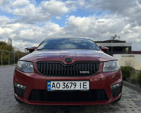Шкода Октавія 2014 у Іршава на Automoto.ua Червоний Шкода Октавія, об'ємом двигуна 2 л та пробігом 203 тис. км за 13500 $, фото 4 на Automoto.ua