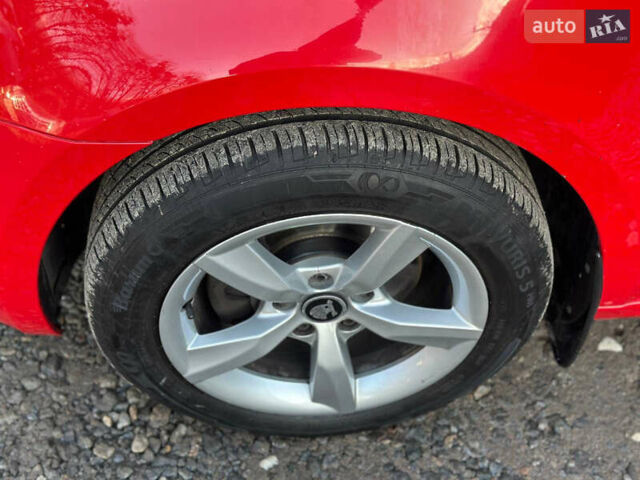 Красный Шкода Октавия, объемом двигателя 1.4 л и пробегом 213 тыс. км за 6800 $, фото 3 на Automoto.ua