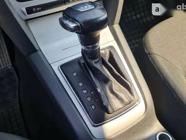 Шкода Октавия, объемом двигателя 1.6 л и пробегом 300 тыс. км за 8599 $, фото 13 на Automoto.ua