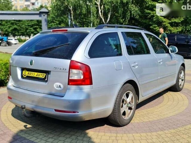 Шкода Октавия, объемом двигателя 1.6 л и пробегом 300 тыс. км за 8599 $, фото 2 на Automoto.ua