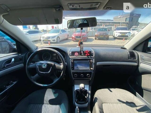 Шкода Октавія, об'ємом двигуна 1.8 л та пробігом 180 тис. км за 8200 $, фото 9 на Automoto.ua