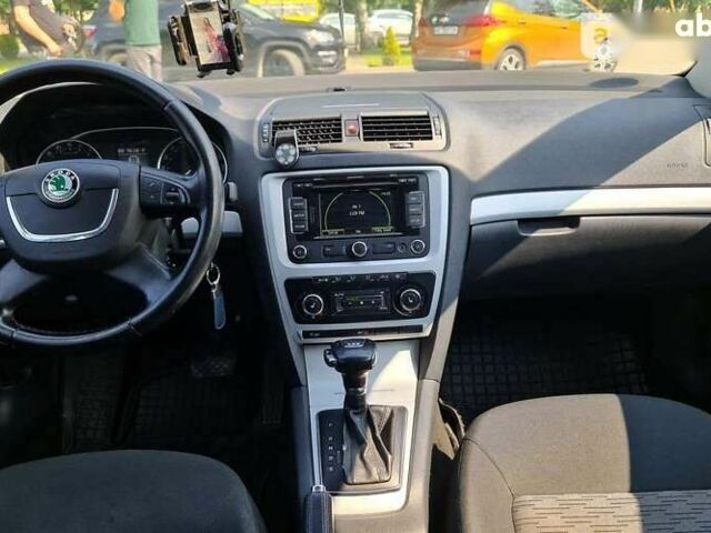 Шкода Октавия, объемом двигателя 1.6 л и пробегом 300 тыс. км за 8599 $, фото 9 на Automoto.ua