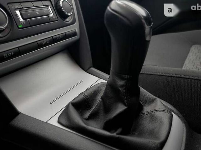 Шкода Октавія, об'ємом двигуна 1.6 л та пробігом 222 тис. км за 9300 $, фото 11 на Automoto.ua