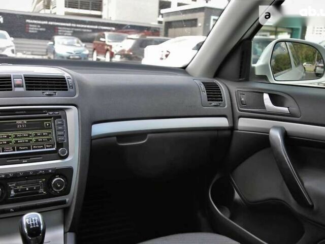 Шкода Октавия 2012 в Харькове на Automoto.ua Шкода Октавия, объемом двигателя 1.8 л и пробегом 174 тыс. км за 10500 $, фото 13 на Automoto.ua