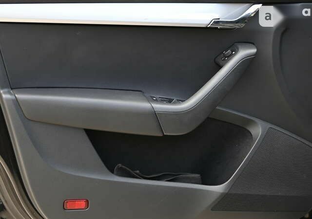 Шкода Октавия 2014 в Бердичеве на Automoto.ua Шкода Октавия, объемом двигателя 1.6 л и пробегом 267 тыс. км за 10600 $, фото 29 на Automoto.ua