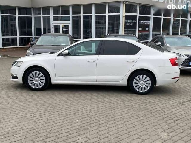 Шкода Октавия, объемом двигателя 1.6 л и пробегом 277 тыс. км за 12970 $, фото 4 на Automoto.ua