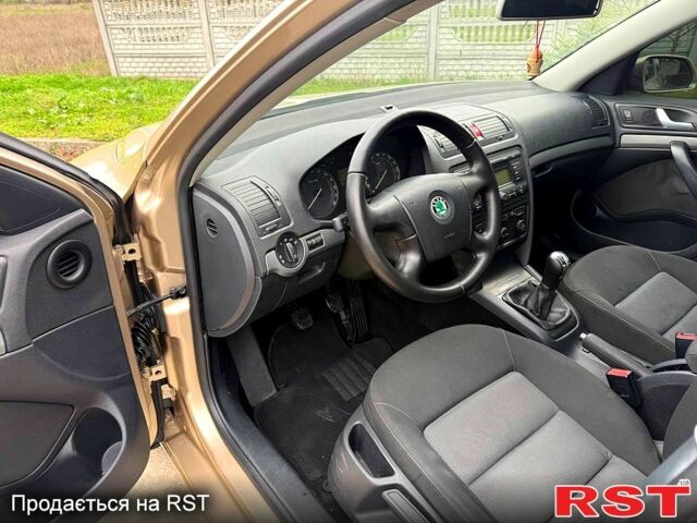 Шкода Октавія, об'ємом двигуна 20 л та пробігом 187 тис. км за 5900 $, фото 4 на Automoto.ua