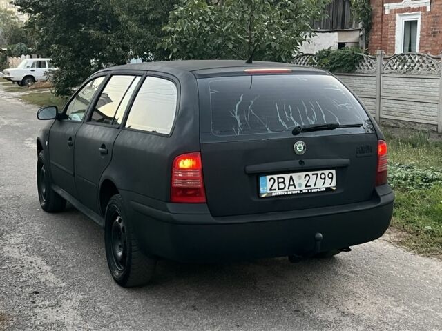 Шкода Октавия, объемом двигателя 1.9 л и пробегом 388 тыс. км за 2200 $, фото 1 на Automoto.ua