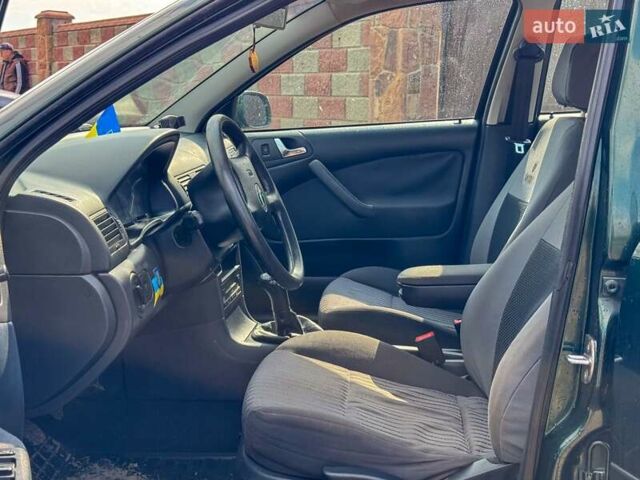 Шкода Октавия, объемом двигателя 1.8 л и пробегом 185 тыс. км за 4500 $, фото 14 на Automoto.ua