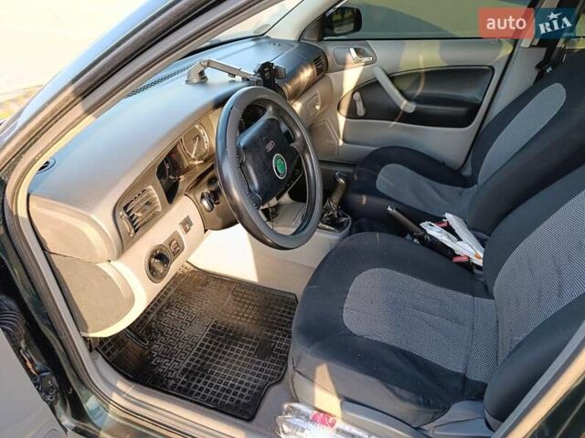 Шкода Октавия, объемом двигателя 1.6 л и пробегом 306 тыс. км за 3799 $, фото 1 на Automoto.ua
