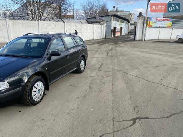 Шкода Октавия, объемом двигателя 1.6 л и пробегом 330 тыс. км за 4100 $, фото 1 на Automoto.ua