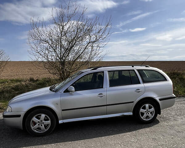 Шкода Октавия, объемом двигателя 1.9 л и пробегом 275 тыс. км за 3900 $, фото 1 на Automoto.ua
