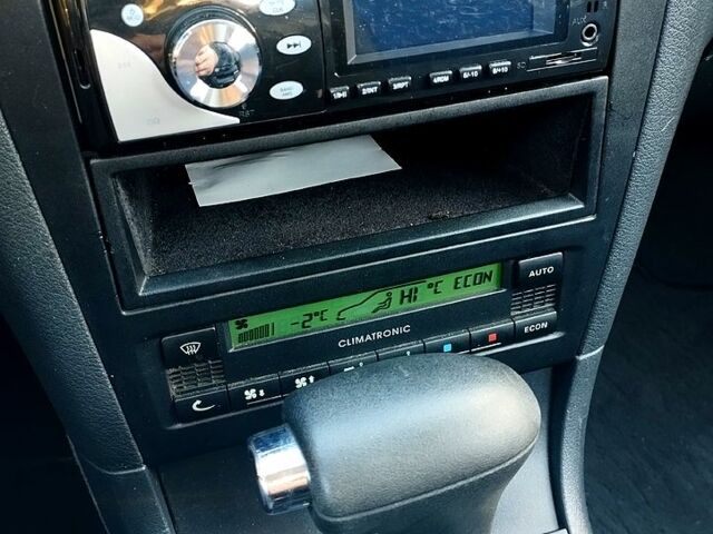 Шкода Октавия, объемом двигателя 2 л и пробегом 230 тыс. км за 5200 $, фото 2 на Automoto.ua