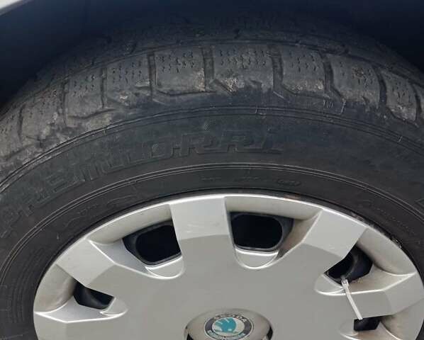Шкода Октавия 2002 в Бершаде на Automoto.ua Шкода Октавия, объемом двигателя 1.62 л и пробегом 285 тыс. км за 4100 $, фото 4 на Automoto.ua