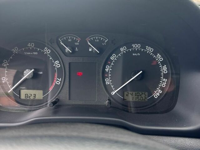 Шкода Октавия, объемом двигателя 2 л и пробегом 240 тыс. км за 5500 $, фото 15 на Automoto.ua