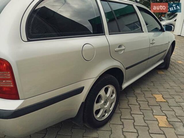 Шкода Октавія 2003 у Житомирі на Automoto.ua Шкода Октавія, об'ємом двигуна 1.6 л та пробігом 297 тис. км за 4250 $, фото 5 на Automoto.ua